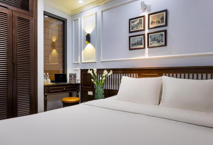 高级大房间, Paddy