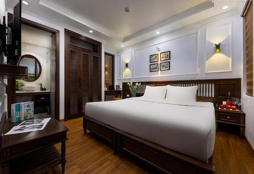 高级大房间, Paddy