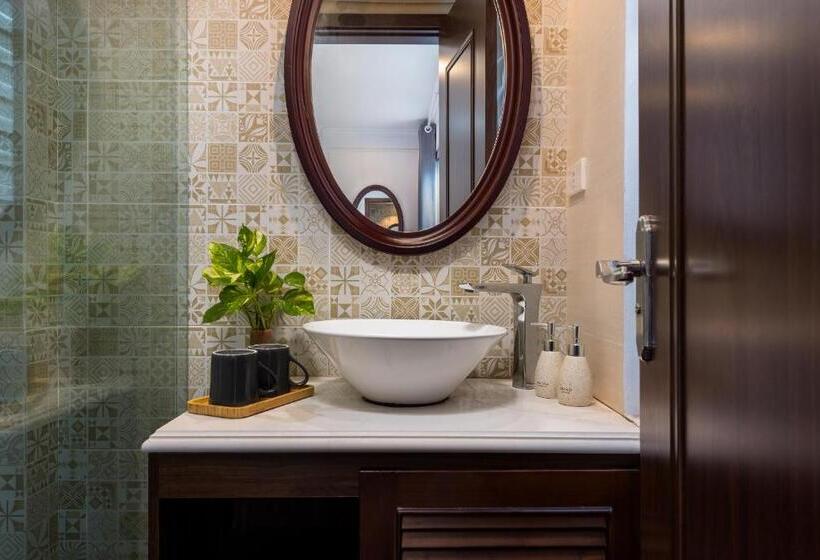 带阳台的豪华间, Paddy