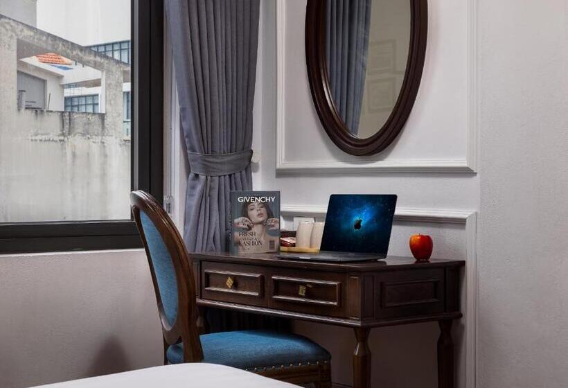 带阳台的豪华间, Paddy