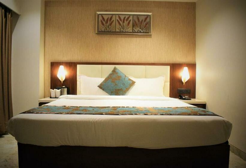 Quarto Estandar, The Grand, Chittorgarh