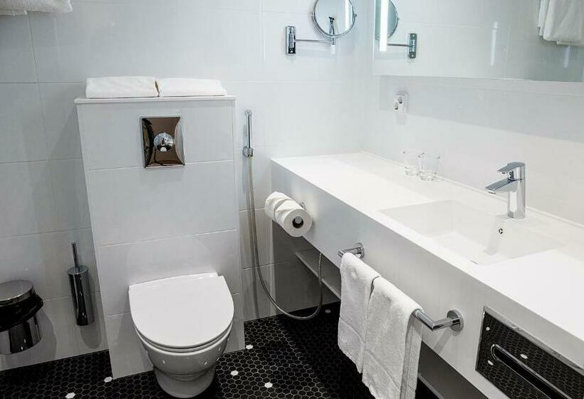 חדר סטנדרט, Matts