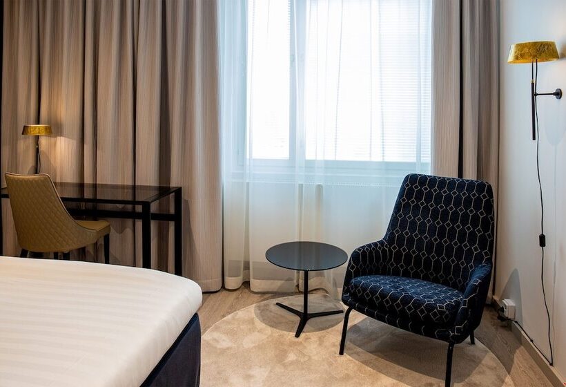 חדר סופריור, Matts