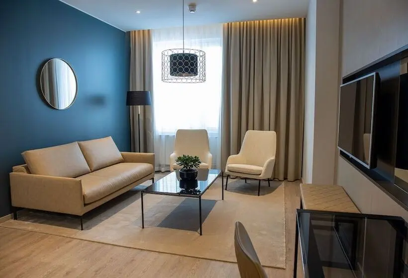 Suite, Matts
