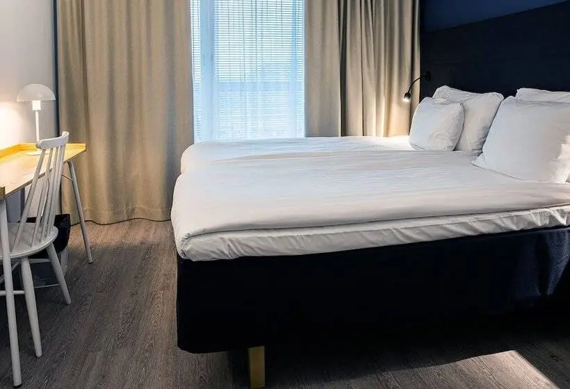 2 Schlafzimmer Apartment, Matts