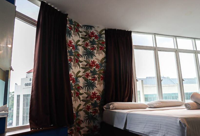Семейный Номер, Orchard Inn
