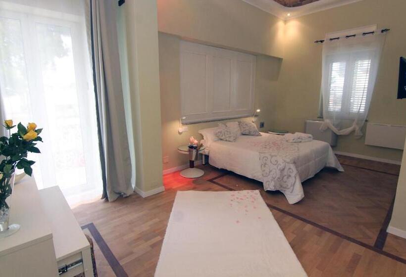 标准间带漩涡浴缸, Villa Isa