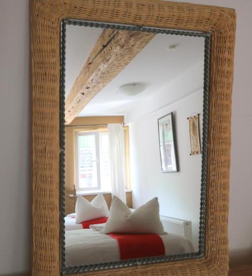 غرفة قياسية حمام مشترك, Fachwerk Kultur Pension Tangobrücke