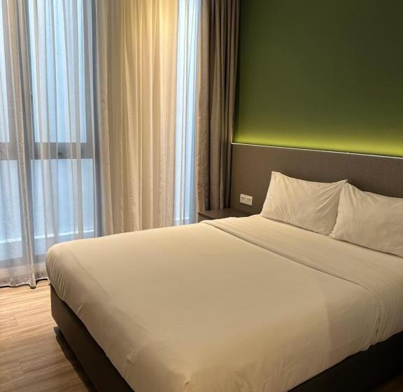 חדר סטנדרט, The Gallivant