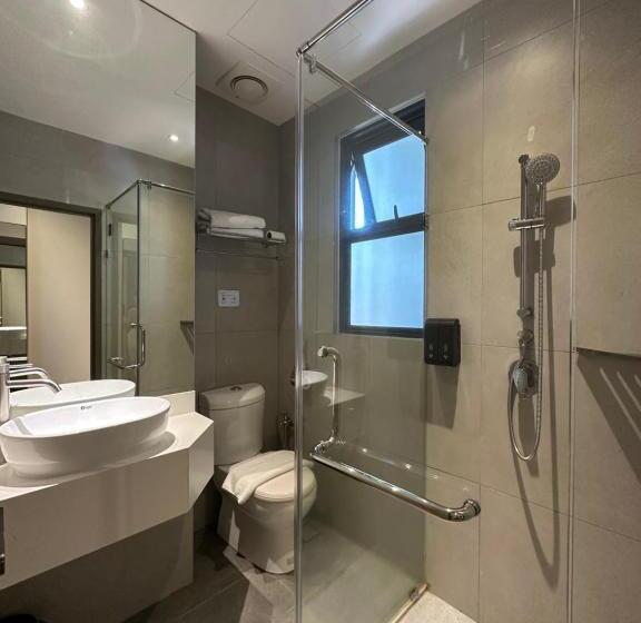 חדר סטנדרט, The Gallivant