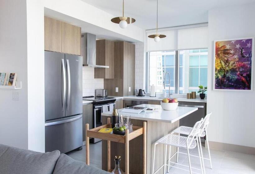 استودیوی استاندارد, Mint House Miami  Downtown