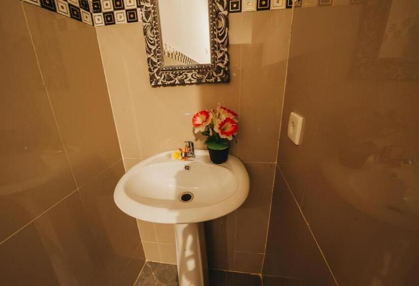 חדר סטנדרט נוף לבריכה, Dados Guest House