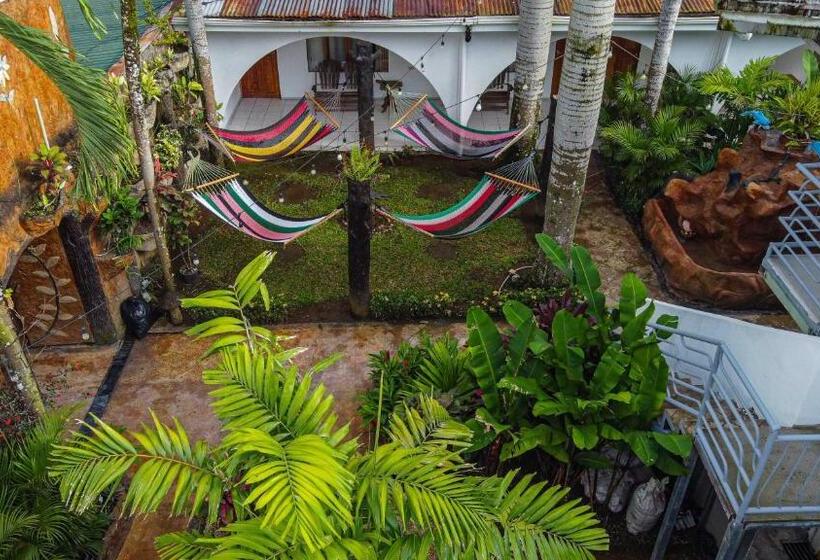 غرفة ديلوكس, Arenal Poshpacker