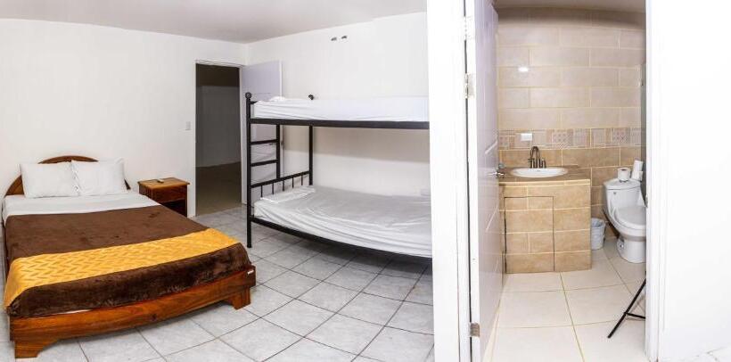 غرفة سوبيريور عائلية, Arenal Poshpacker