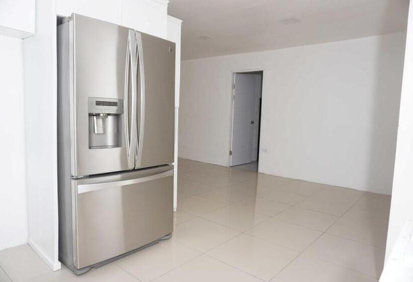 غرفة سوبيريور عائلية, Arenal Poshpacker