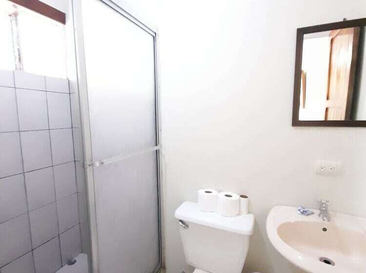 غرفة إقتصادية, Arenal Poshpacker