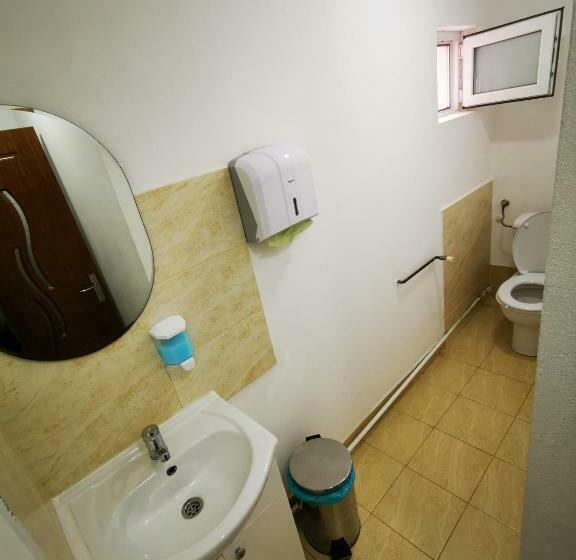 خانه 1 خوابه, Dendy