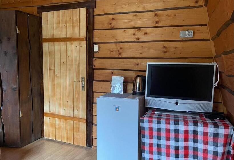 خانه 2 خوابه, Khatky Na Penkakh