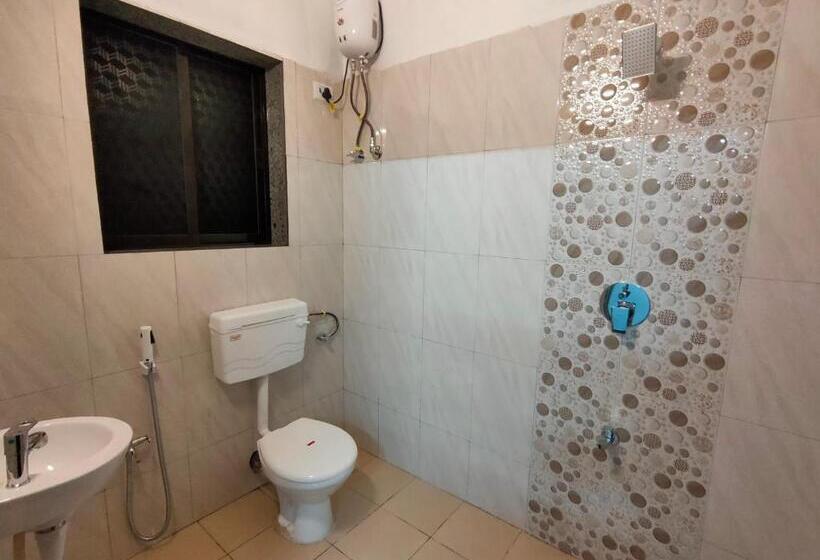 غرفة قياسية, Shobha Farmhouse