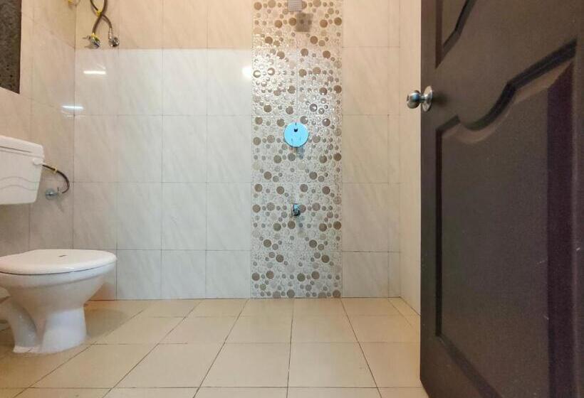 غرفة قياسية, Shobha Farmhouse