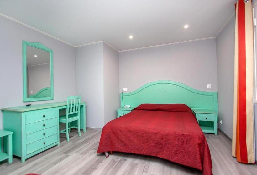 스탠다드 트리플 룸, Arcu Di Sole