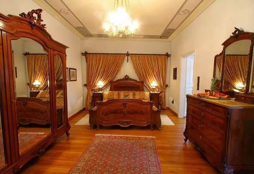 سوییت, Argentikon Luxury Suites