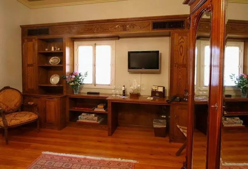 سوییت, Argentikon Luxury Suites