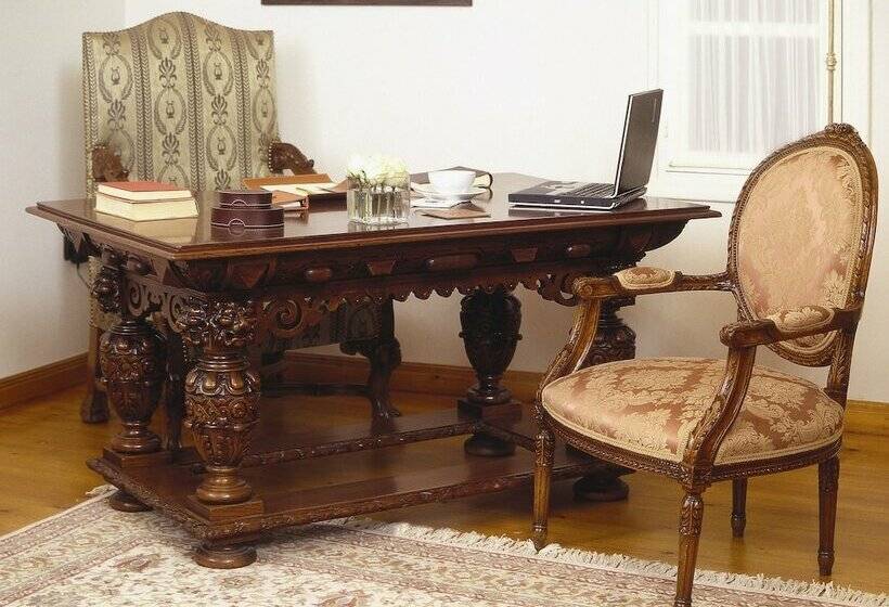 スイート, Argentikon Luxury Suites