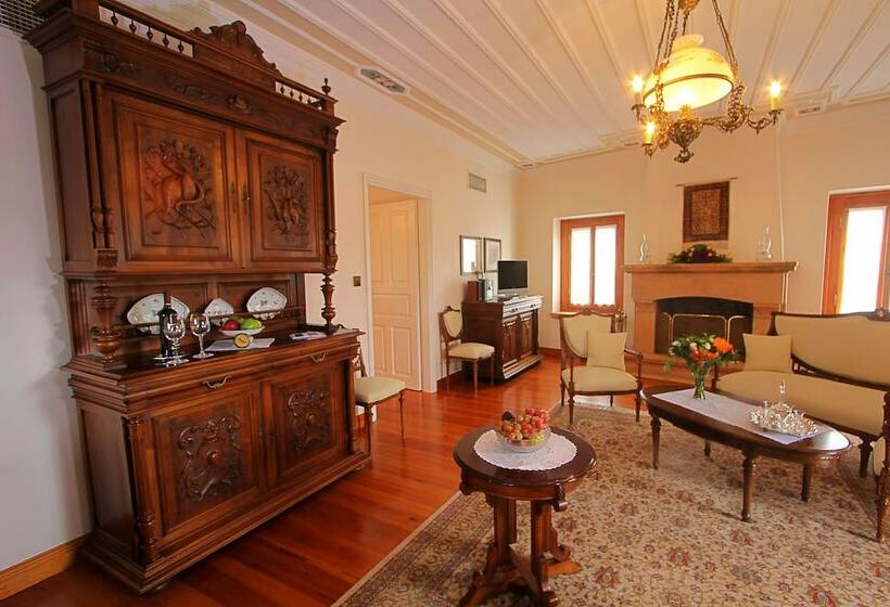 スイート, Argentikon Luxury Suites