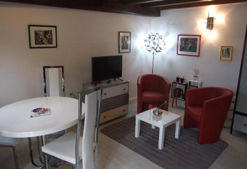 Номер Стандарт, Aurore De Beaufort