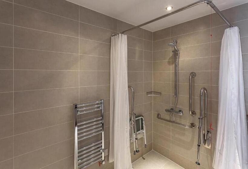 חדר סטנדרט מותאם לאדם עם מוגבלויות, Best Western Plus Pinewood Manchester Airport Wilmslow