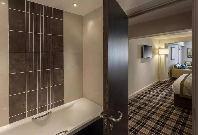 Superior-huone King-vuode, Best Western Plus Pinewood Manchester Airport Wilmslow