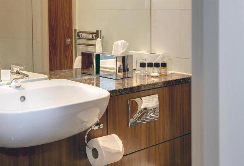 Семейный Номер, Best Western Plus Pinewood Manchester Airport Wilmslow