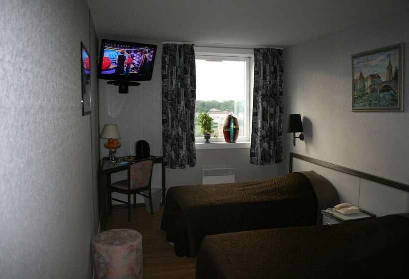 Номер Стандарт, De La Tour