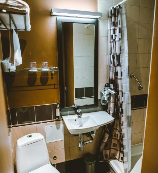 اتاق استاندارد یک نفره, Hanza