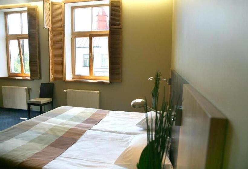 اتاق استاندارد, Hanza