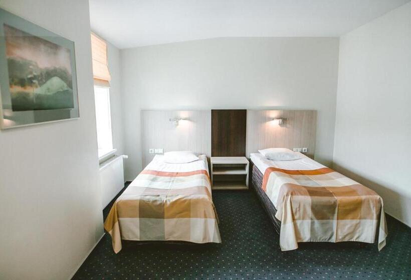 اتاق استاندارد, Hanza