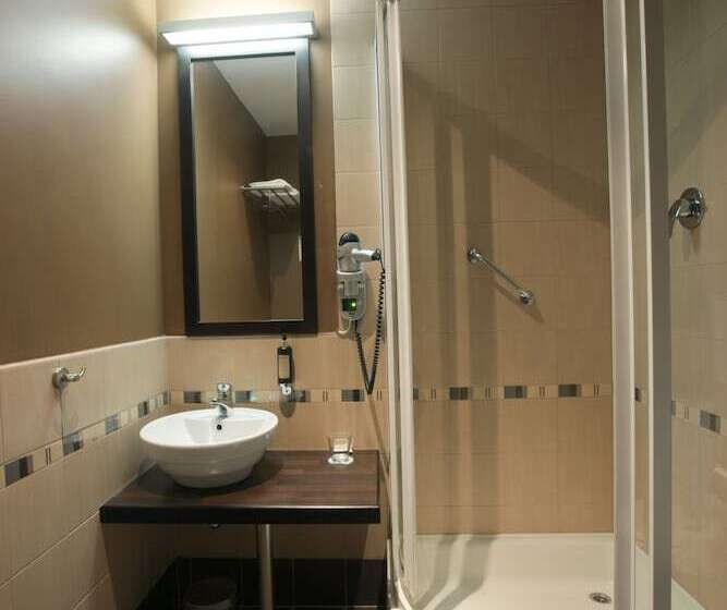 Habitación Superior, Hanza