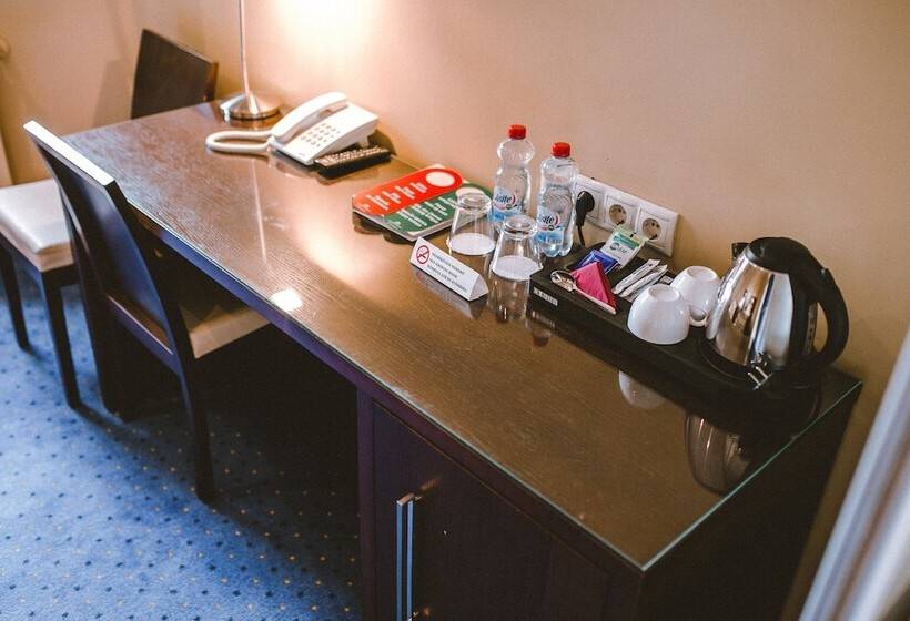 اتاق سوپریور, Hanza