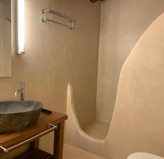 חדר סופריור פנימי, Kyrimai