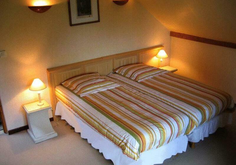 غرفة قياسية, La Poiriere