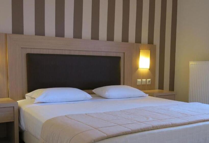 חדר סטנדרט, Leto Delphi