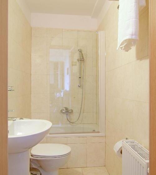 חדר סטנדרט, Leto Delphi