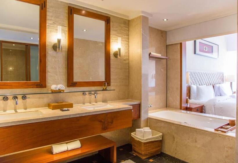 Номер Стандарт с Террасой, Mandarin Oriental Sanya