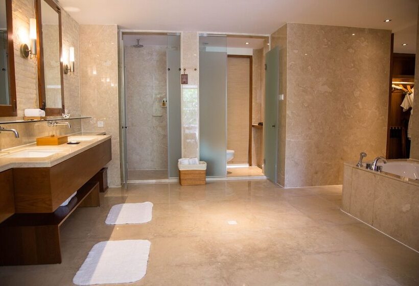 סוויטה נוף לים, Mandarin Oriental Sanya