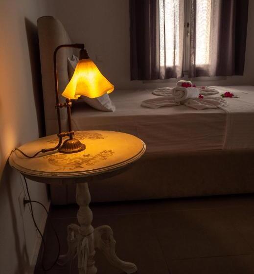 غرفة ديلوكس مطلّة علي البحر, Neoklassiko Koukouli