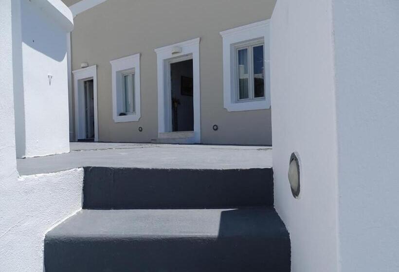 غرفة ديلوكس مطلّة علي البحر, Neoklassiko Koukouli