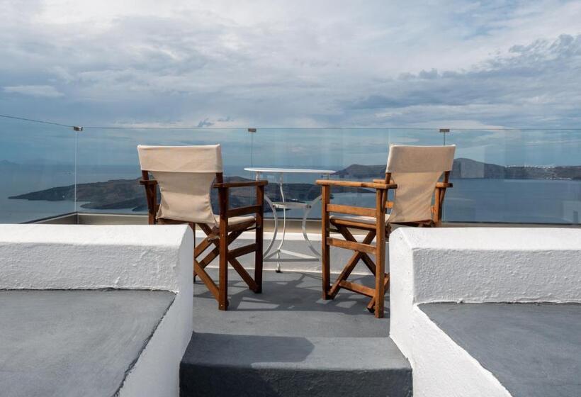 جناح جونيور مطلّ علي البحر, Neoklassiko Koukouli