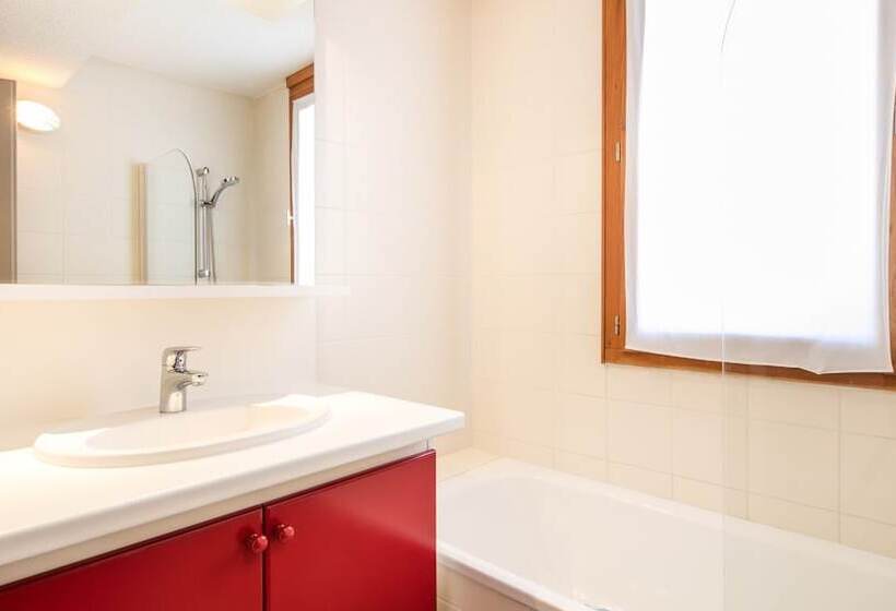 استودیوی استاندارد, Vacanceole Le Hameau De Valloire