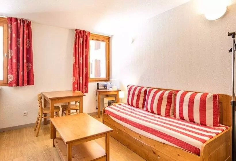 استودیوی استاندارد, Vacanceole Le Hameau De Valloire